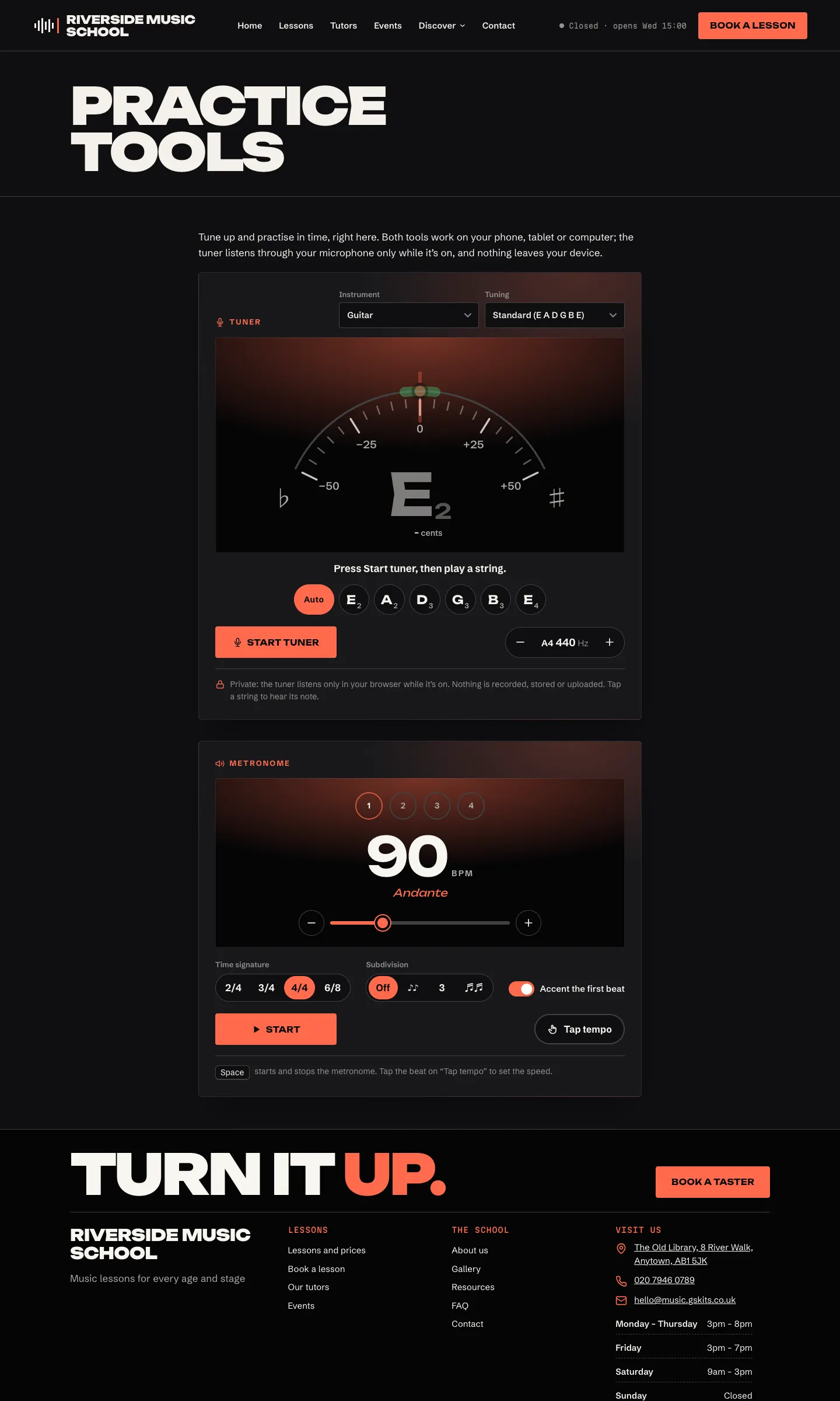 The Practice tools page in the Amp design: the tuner with Instrument and Tuning menus, a gauge from −50 to +50 cents with the note E2, the string buttons Auto, E, A, D, G, B, E, a Start tuner button and the A4 440 Hz reference pitch; below it the metronome at 90 BPM, Andante, with a slider, time signatures 2/4, 3/4, 4/4 and 6/8, subdivisions, Accent the first beat, Start and Tap tempo